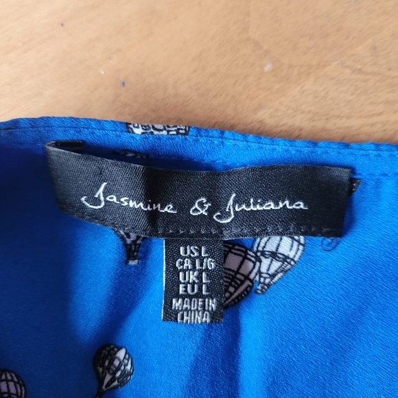 Hot air balloon print top - Picture 2 of 8